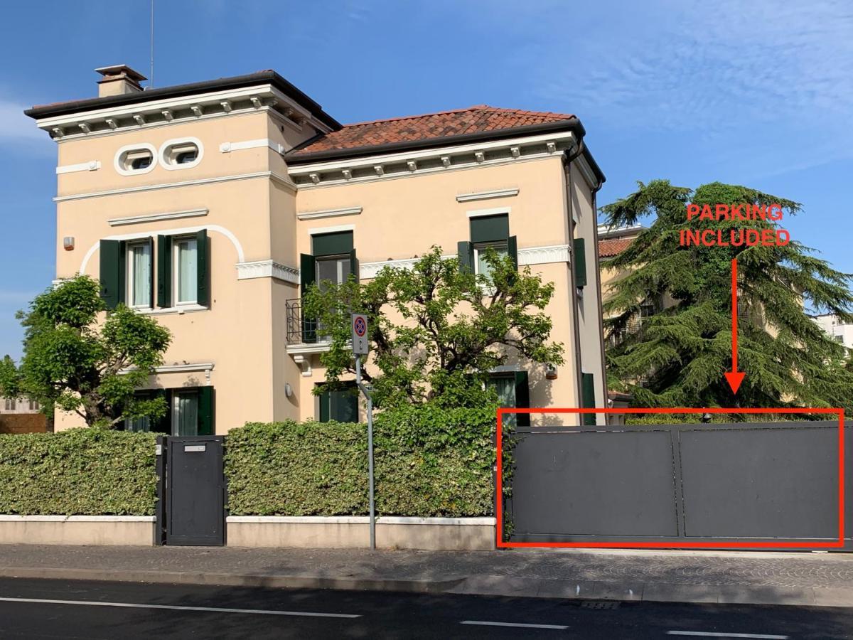 Clara'S Place Apartment Mestre Exterior foto